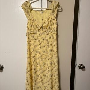 Max Studios: Yellow Floral Midi Dress
